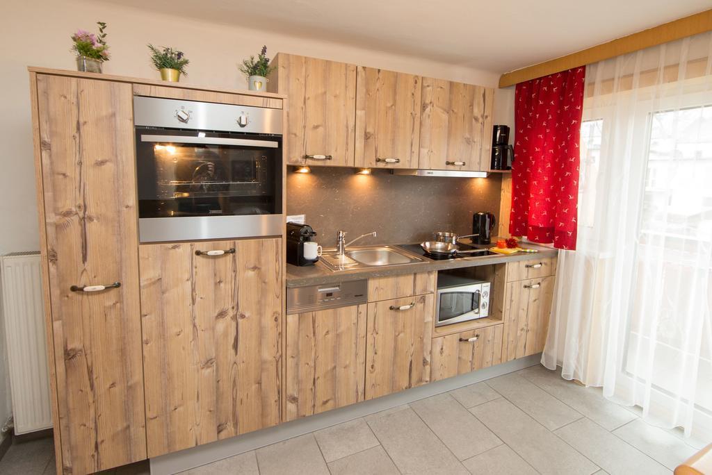 Apartmenthaus Gotthardt Kaprun Exterior foto