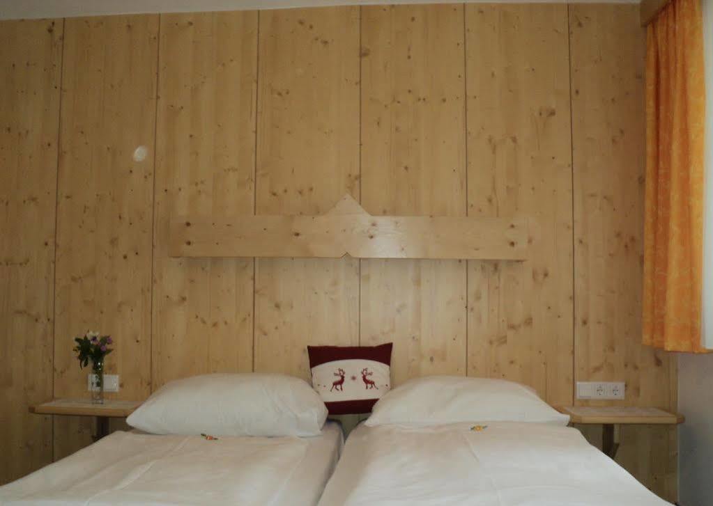 Apartmenthaus Gotthardt Kaprun Exterior foto